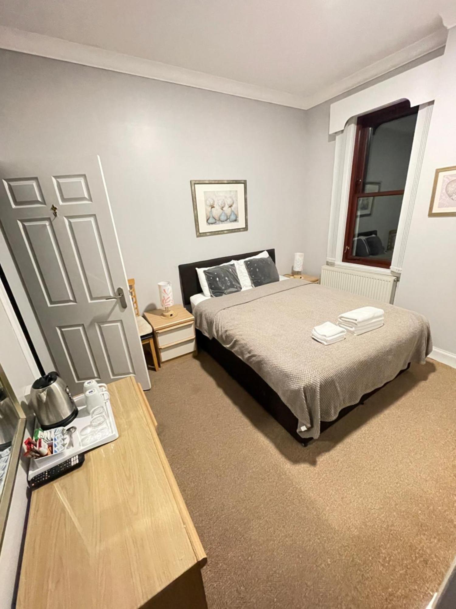 Berkeley House Bed and Breakfast Φορτ Γουίλιαμ Εξωτερικό φωτογραφία